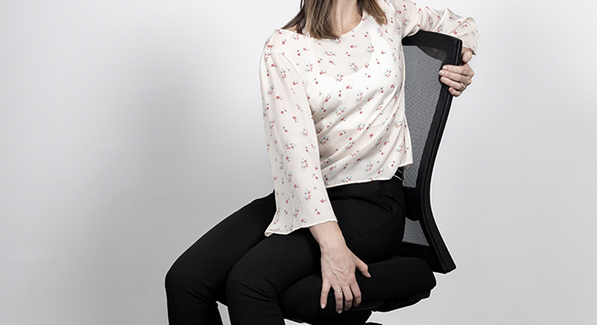 healthy-office-chair-stretching healthy-office-chair-stretching