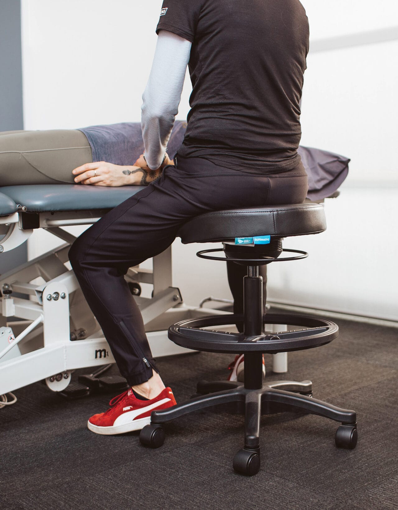 Ergonomic Kneeling Chairs NZ Discover Sit & Stand Chairs Buro